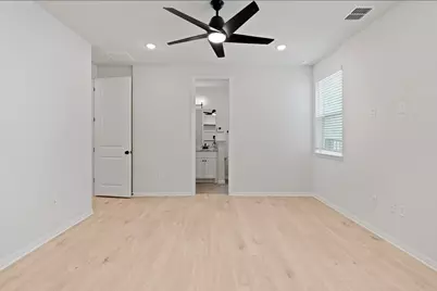 1612 Kit Circle, Austin, TX 78758 - Photo 17