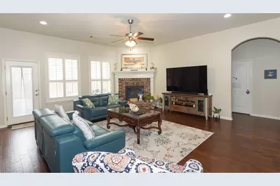 204 Battleship Drive, Georgetown, TX 78628 - Photo 3