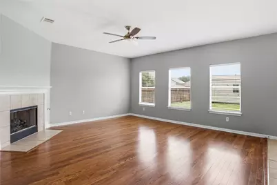 18305 Lake Edge Court, Pflugerville, TX 78660 - Photo 11