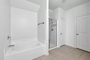 1216 Violet Ln, Kyle, TX 78640 - Photo 15