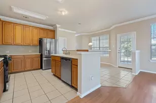 10808 Chippenhook Ct, Austin, TX 78748 - Photo 5