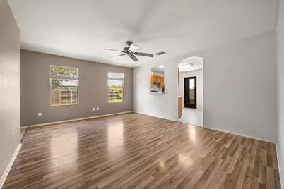 359 Spring Branch Loop, Kyle, TX 78640 - Photo 5