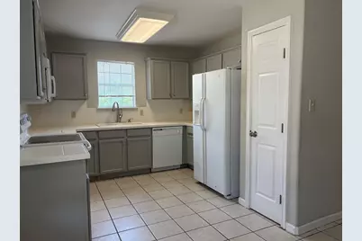 18678 Champions Circle, Point Venture, TX 78645 - Photo 5