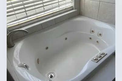 18678 Champions Circle, Point Venture, TX 78645 - Photo 11