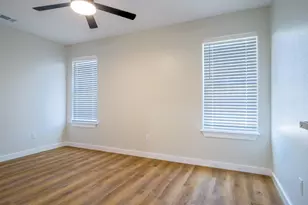 301 Cedarhill Dr, Granite Shoals, TX 78654 - Photo 15