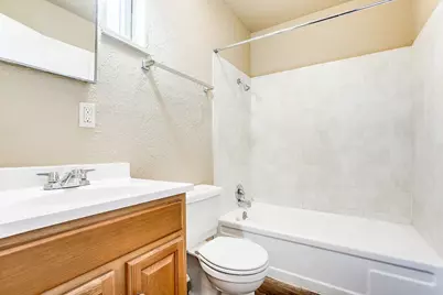 216 Lucas St Street #6, San Antonio, TX 78209 - Photo 9