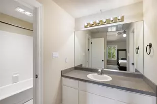 3904 Bonnell Dr, Austin, TX 78731 - Photo 39