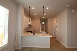 570 Darley Oak Dr, Dripping Springs, TX 78620 - Photo 3