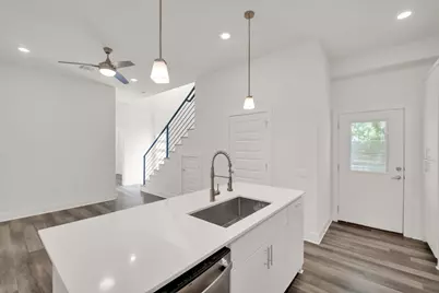 6325 Ponca Street #B, Austin, TX 78741 - Photo 9