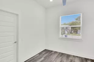 6325 Ponca St, Austin, TX 78741 - Photo 17