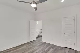 6325 Ponca St, Austin, TX 78741 - Photo 29