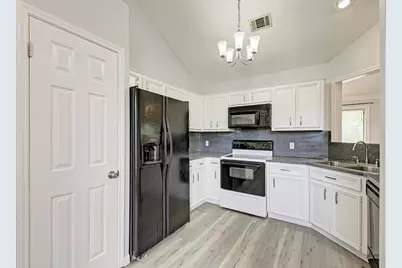 2104 Mimosa Trail, Round Rock, TX 78664 - Photo 13