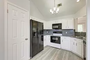 2104 Mimosa Trail, Round Rock, TX 78664 - Photo 13