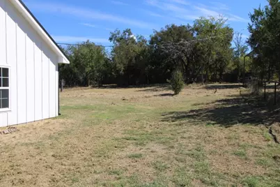 536 E Third Street, Hico, TX 76457 - Photo 27