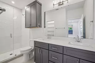 200 W 56th St, Austin, TX 78751 - Photo 11