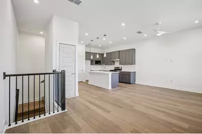 200 W 56th Street #8103, Austin, TX 78751 - Photo 3