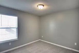 10906 Sentinel Dr, Austin, TX 78747 - Photo 23