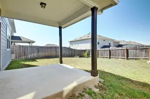 10906 Sentinel Dr, Austin, TX 78747 - Photo 15