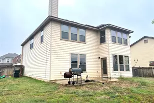 160 Mistletoe Ln, Kyle, TX 78640 - Photo 29