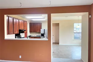 160 Mistletoe Ln, Kyle, TX 78640 - Photo 5