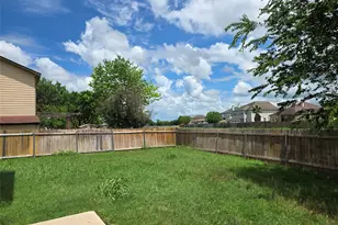 160 Mistletoe Ln, Kyle, TX 78640 - Photo 27