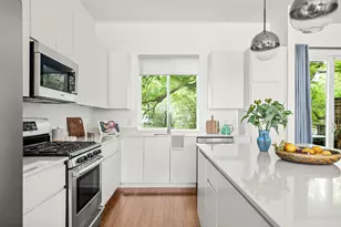 1801 E 2nd St, Austin, TX 78702 - Photo 1