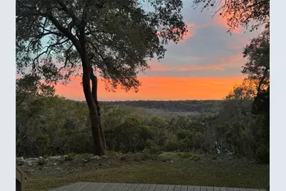 810 Bluff Ridge Court, New Braunfels, TX 78132 - Photo 35