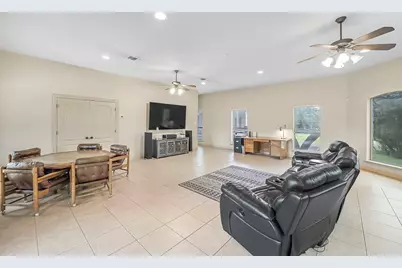 810 Bluff Ridge Court, New Braunfels, TX 78132 - Photo 19