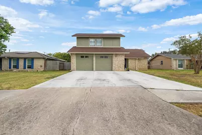 505 E Logan Street, Round Rock, TX 78664 - Photo 1