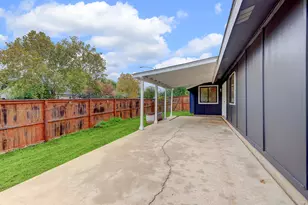 6300 Capriola Dr, Austin, TX 78745 - Photo 25