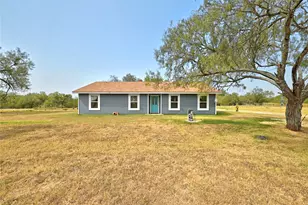 311 Salt Lake Rd, Luling, TX 78648 - Photo 27