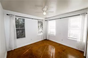 1305 Lorrain St, Austin, TX 78703 - Photo 13