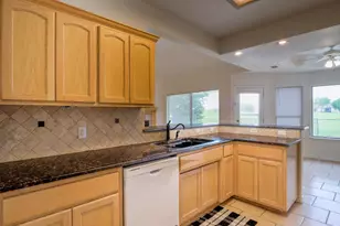 408 Spyglass St, Meadowlakes, TX 78654 - Photo 9