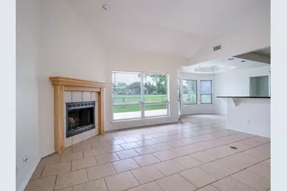 408 Spyglass Street, Meadowlakes, TX 78654 - Photo 5