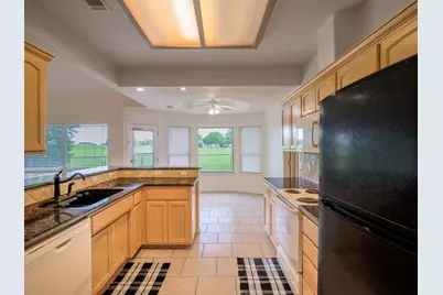 408 Spyglass Street, Meadowlakes, TX 78654 - Photo 11