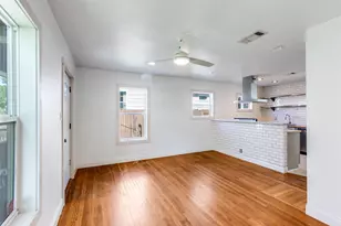 2012 Payne Ave, Austin, TX 78757 - Photo 9