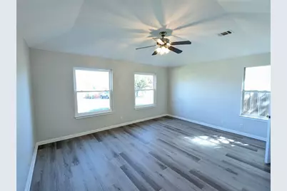 2200 Magnolia Drive, Round Rock, TX 78664 - Photo 7