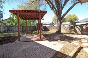 2200 Magnolia Dr, Round Rock, TX 78664 - Photo 19