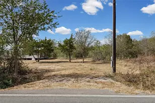 16401 Jacobson Rd, Del Valle, TX 78617 - Photo 23