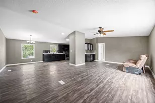 16401 Jacobson Rd, Del Valle, TX 78617 - Photo 7