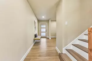 7523 Glenhill Rd, Austin, TX 78752 - Photo 5