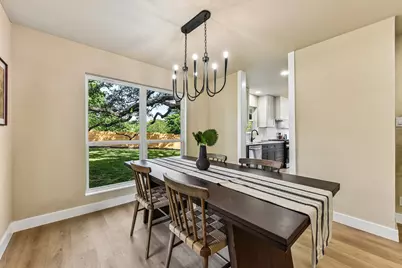 7523 Glenhill Road, Austin, TX 78752 - Photo 9