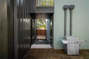 1103 Cherico St, Austin, TX 78702 - Photo 31