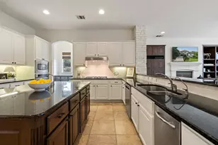 15713 Spillman Ranch Loop, Austin, TX 78738 - Photo 11