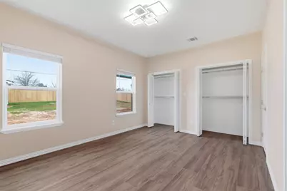 413 E Hamilton Avenue, Rockdale, TX 76567 - Photo 9