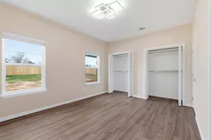 413 E Hamilton Ave, Rockdale, TX 76567 - Photo 9