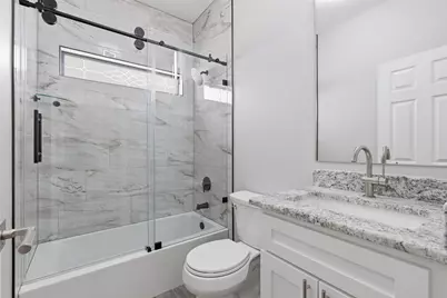 413 E Hamilton Avenue, Rockdale, TX 76567 - Photo 13