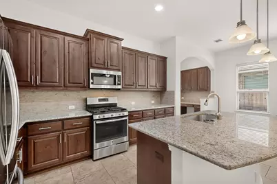 105 Martino Trail, Georgetown, TX 78628 - Photo 5