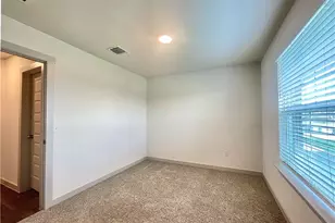 110 Krause Spgs Dr, Hutto, TX 78634 - Photo 21