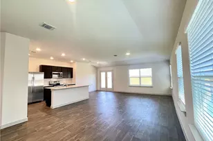 110 Krause Spgs Dr, Hutto, TX 78634 - Photo 7